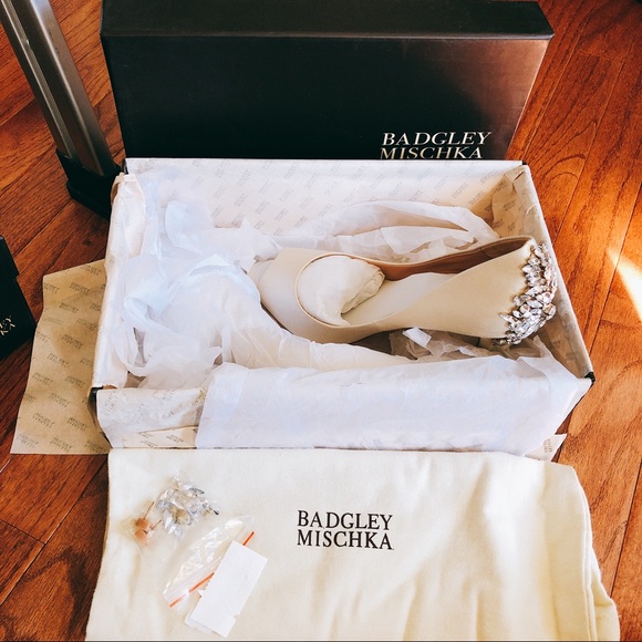 BADGLEY MISCHKA NILLA EMBELLISHED HEEL SHOE - Picture 6 of 8